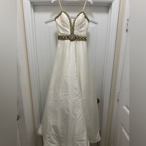 Mac Duggul wedding gown